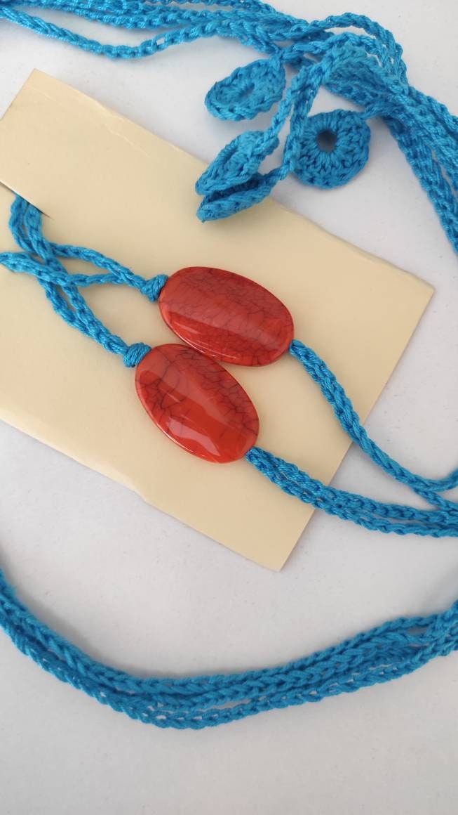 Tiny barefoot sandals with large bead Statement anklets